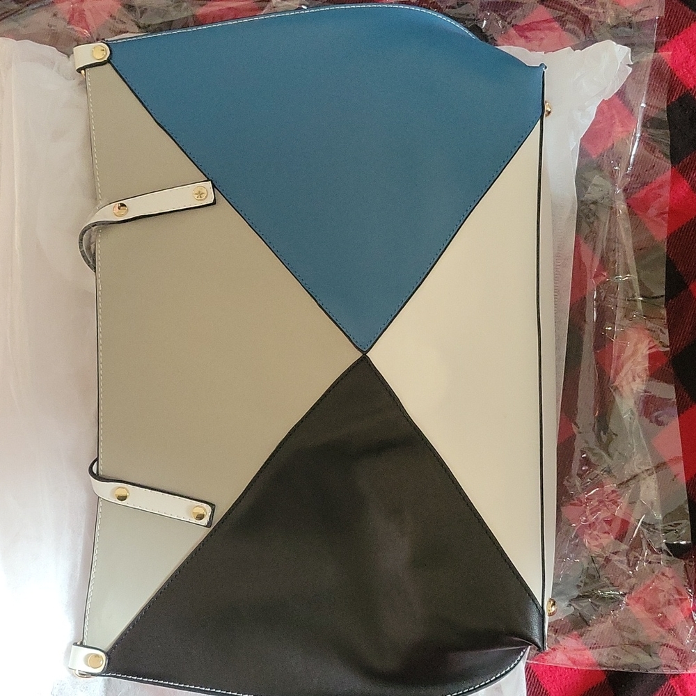 NEW! Faux leather handbag